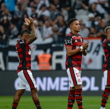 Aplicativo grátis do Flamengo para acompanhar o time ( Imagem: Freepik)